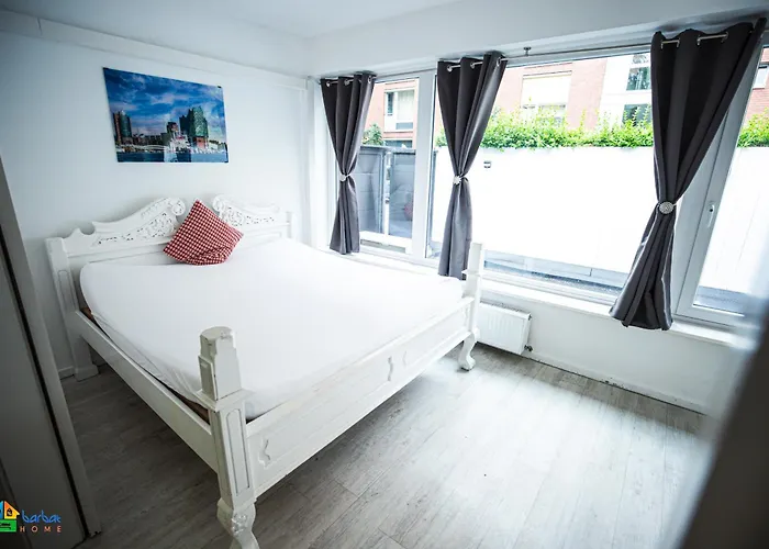 Barbat Home-ferienwohnung Im Alexanderstrasse Apartament